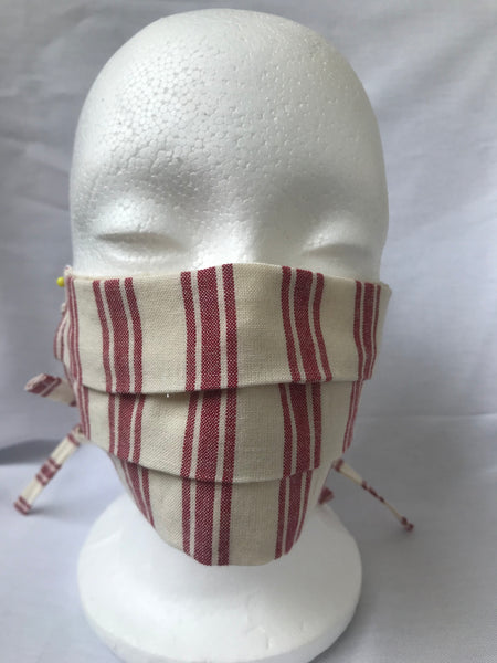 “Key Largo” red stripe pleated face mask with tie back cords